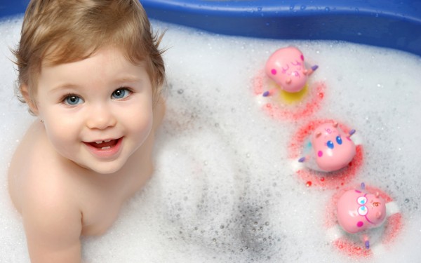 cute baby bath wide