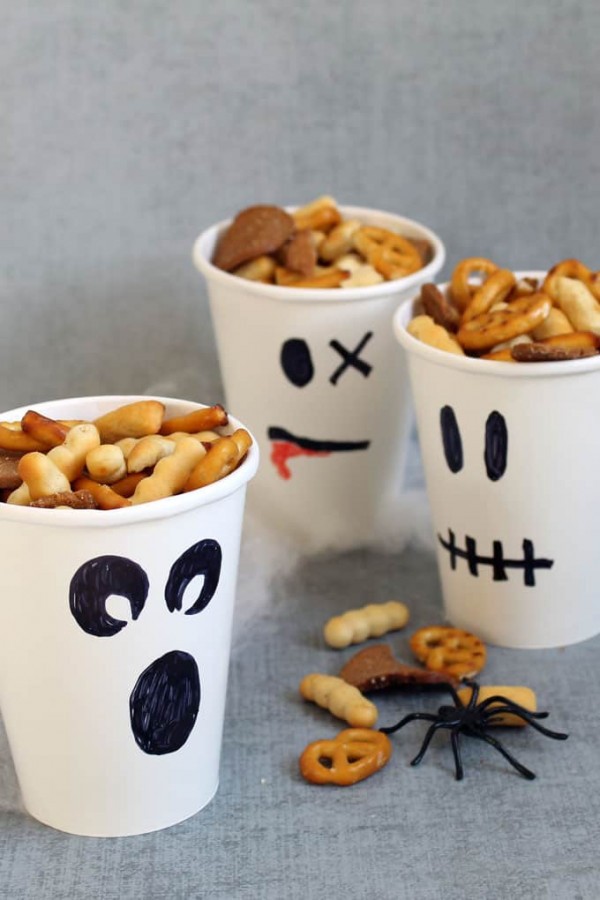 healthy halloween treats snack containers