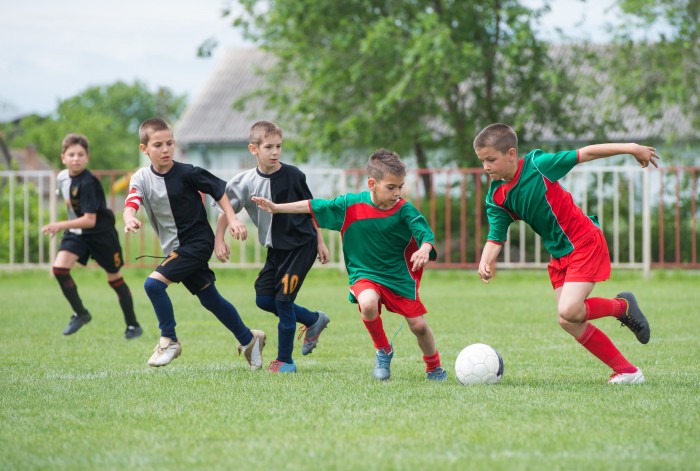 chlapcikopudoloptyvsportovomobleceni